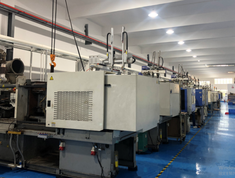 Manufacturing workshop production floor facility 4