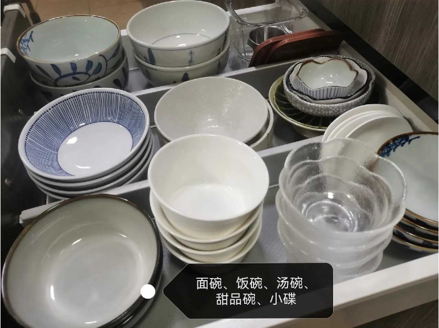 Suitable for bowls of various sizes and materials, such as ceramics, melamine, and stainless steel, porcelain bones etc 1
